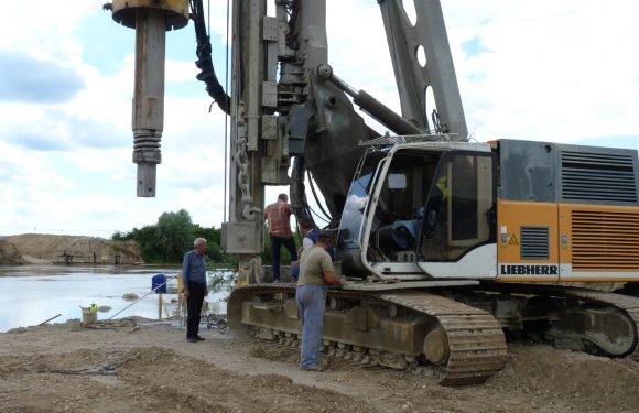 FORAREA PRIMULUI PILON LA PODUL RUTIER PESTE RÂUL SOMEȘ – IULIE 2018